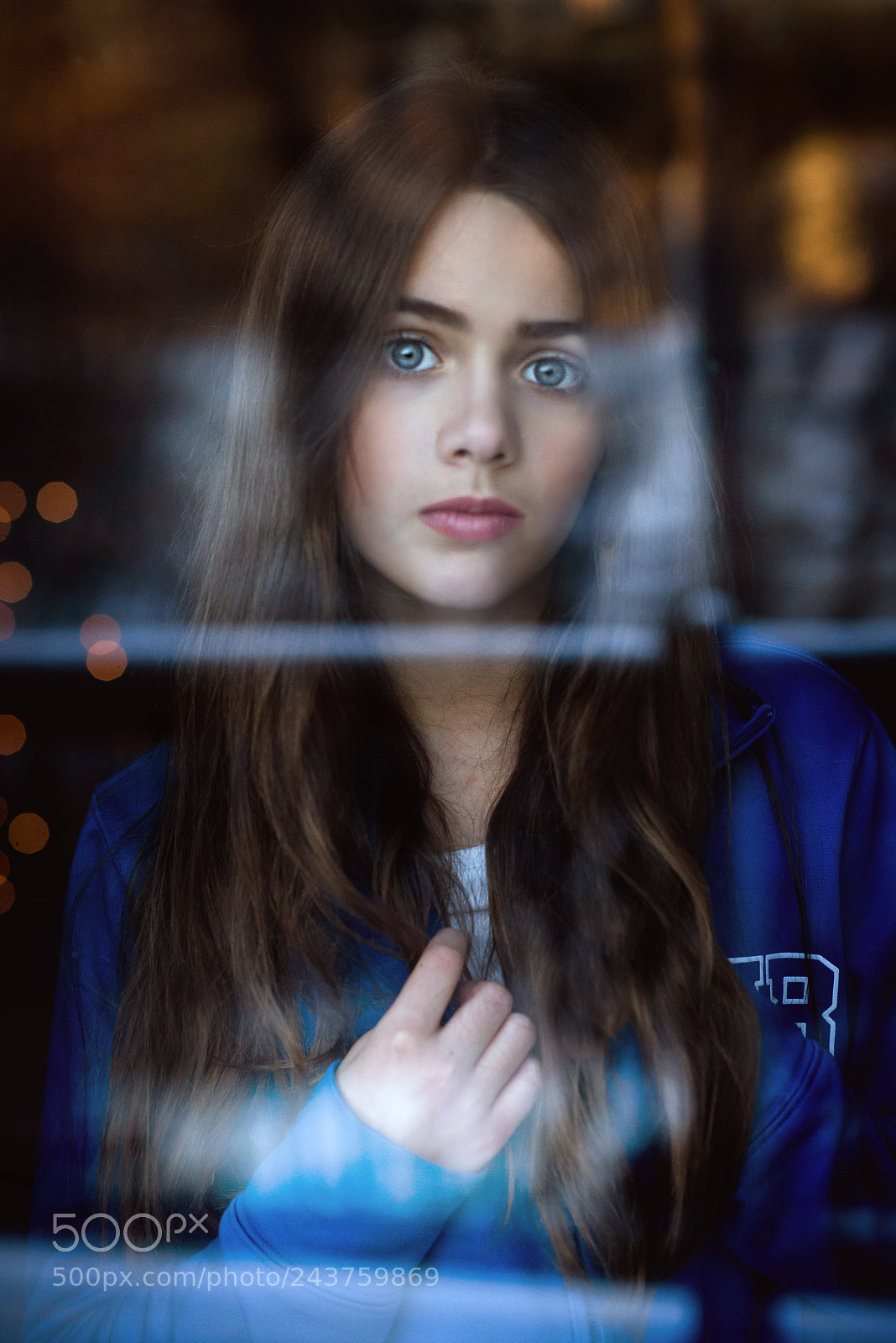 Nikon D800 sample photo. Through the glass photography