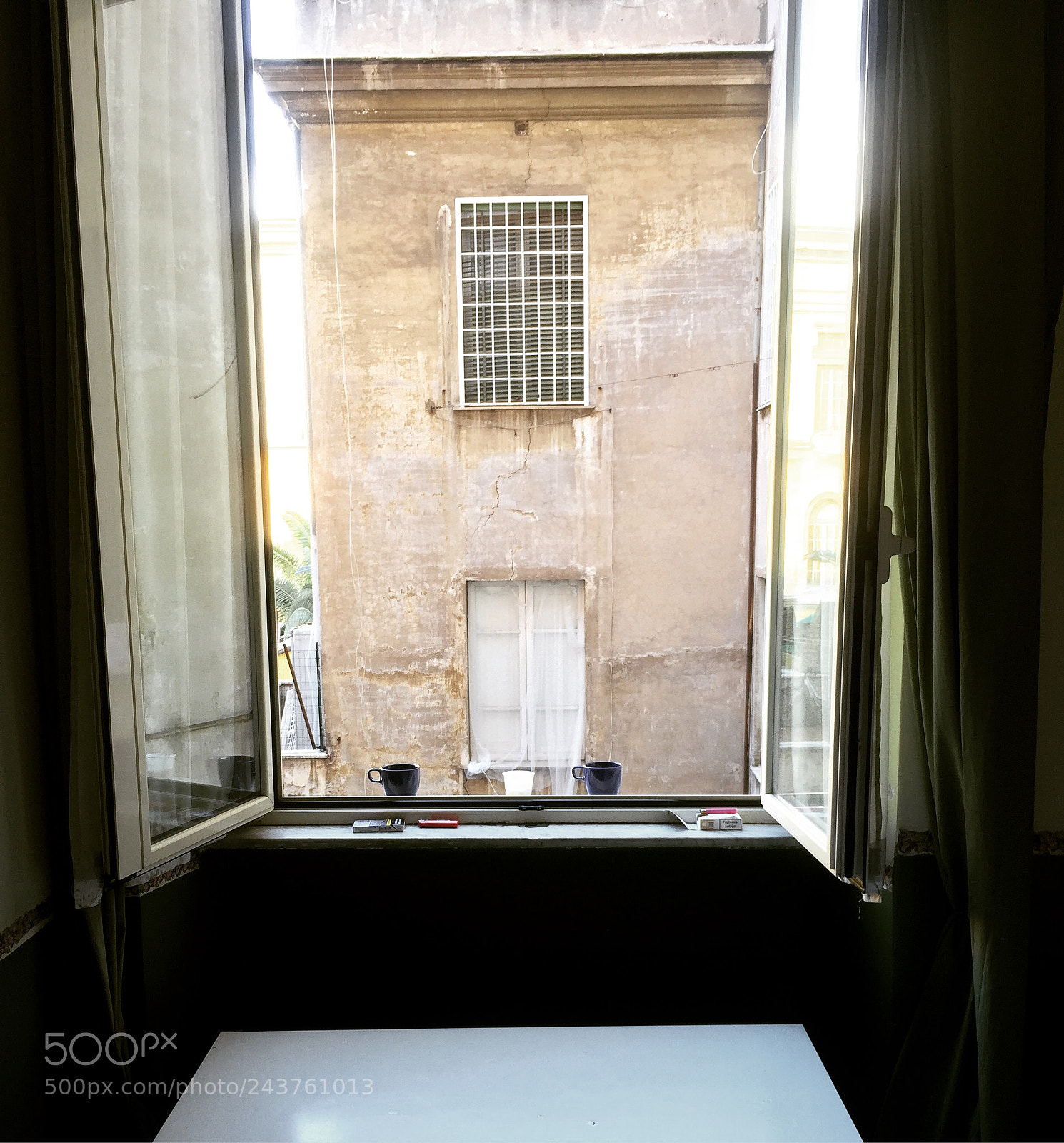 Apple iPhone 6 sample photo. Window view :)  #rome photography