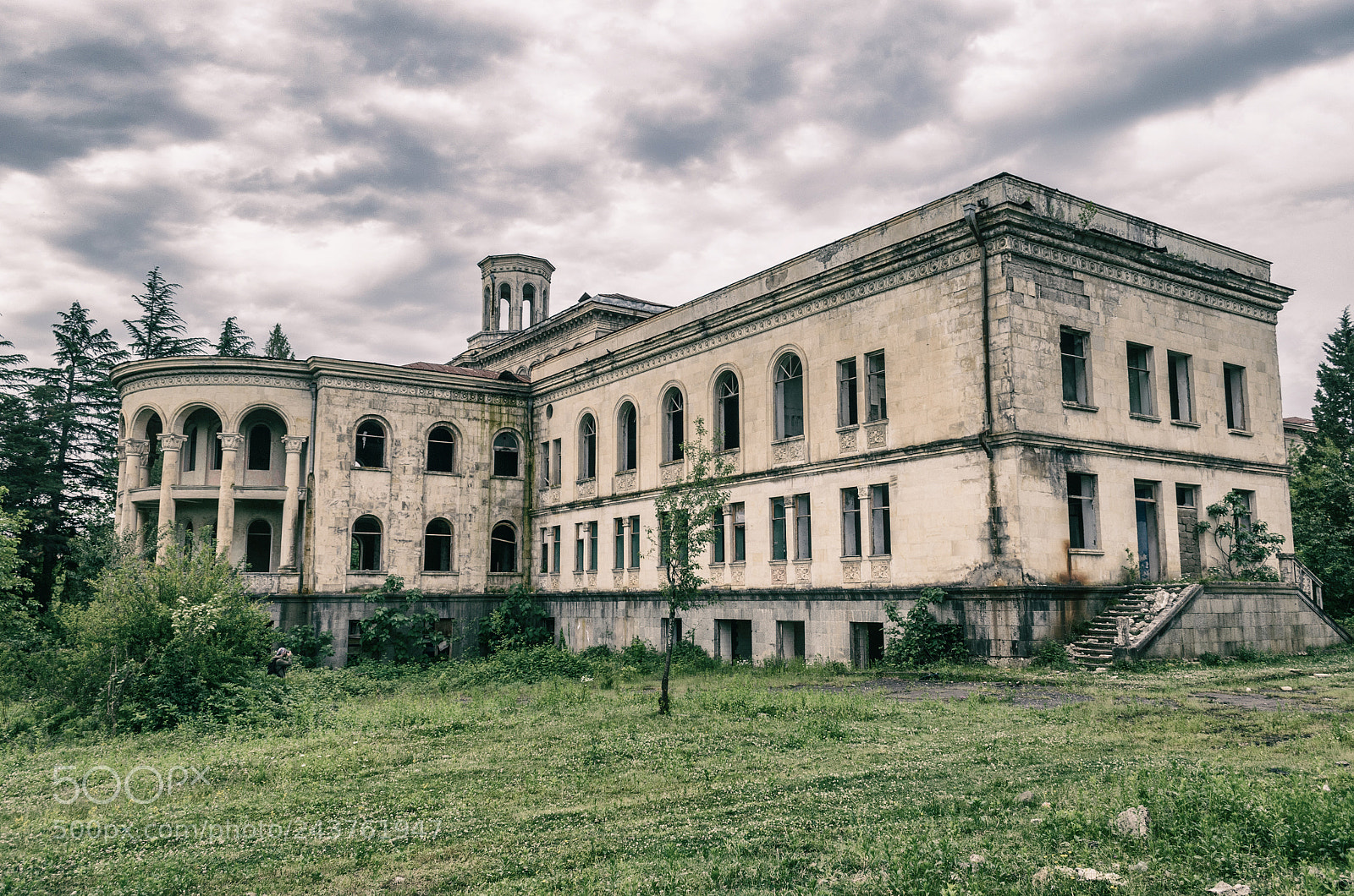 Nikon D5100 sample photo. Abandoned sanatorium photography