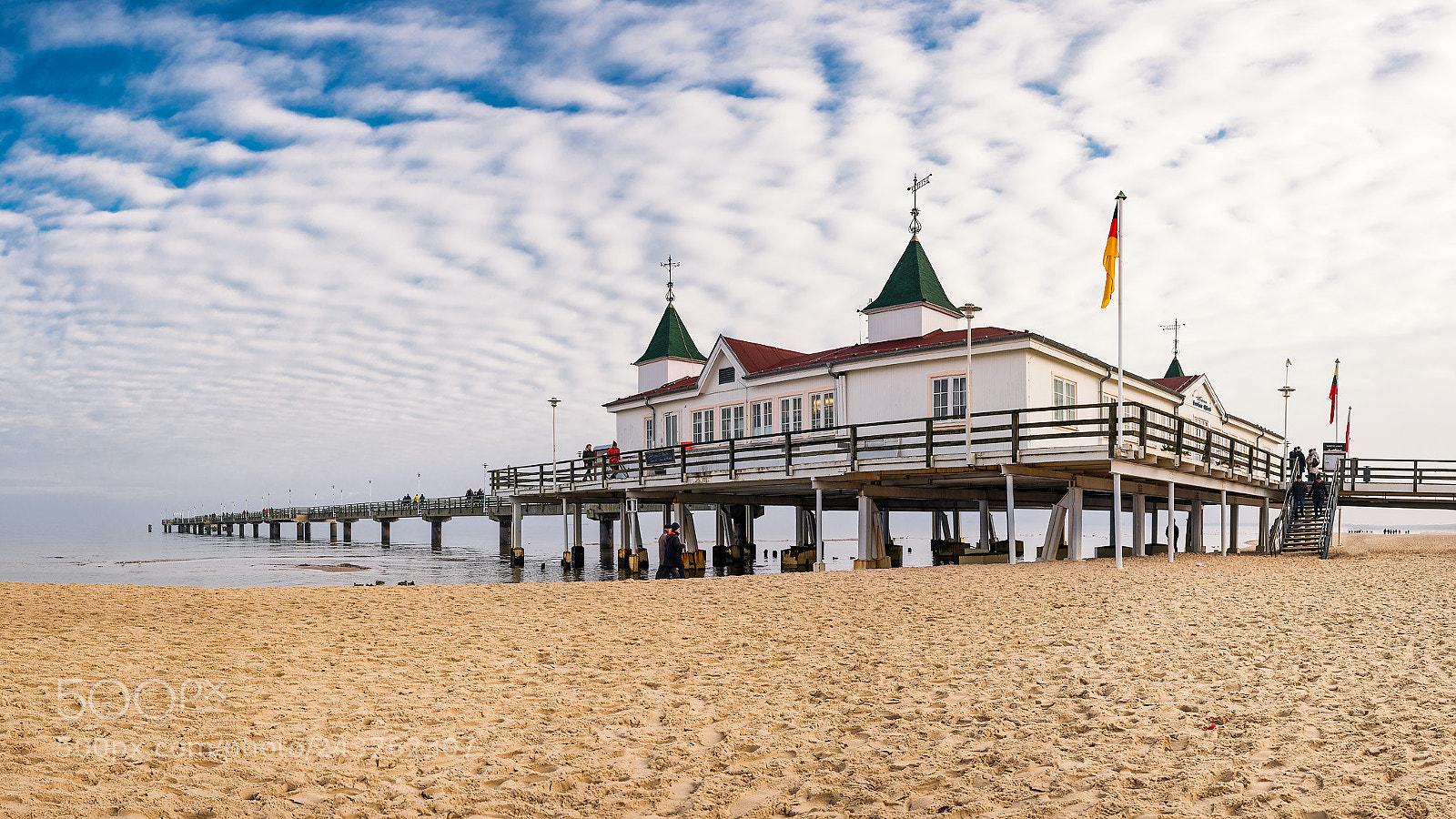 Sony a9 sample photo. Seebrücke ahlbeck photography