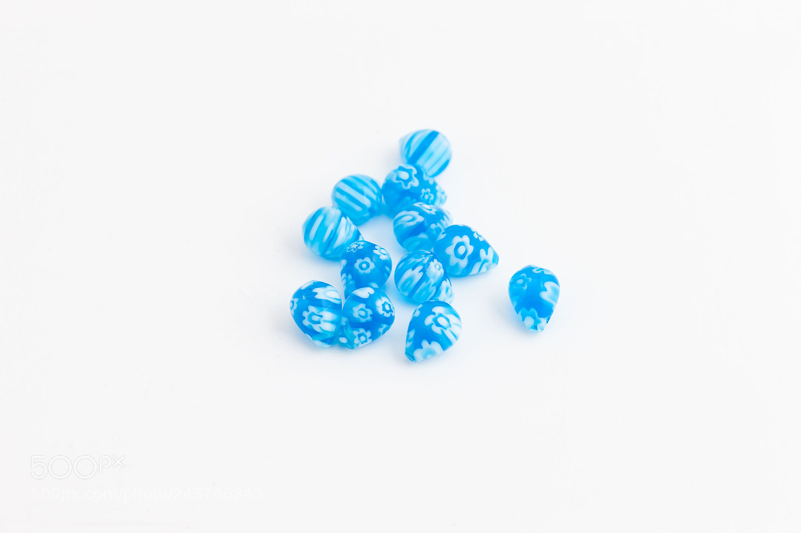 Canon EOS-1Ds Mark III sample photo. Blue and white tear photography
