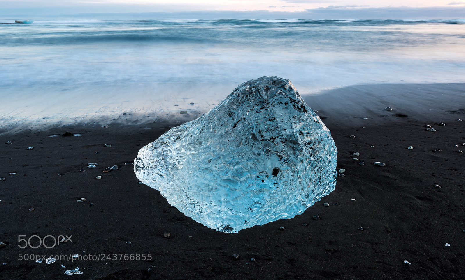 Nikon D810 sample photo. Ice crystal on diamond photography