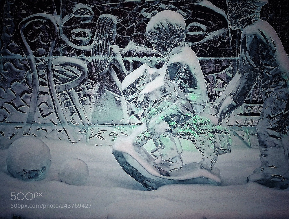 Fujifilm X100F sample photo. Ice sculptures photography
