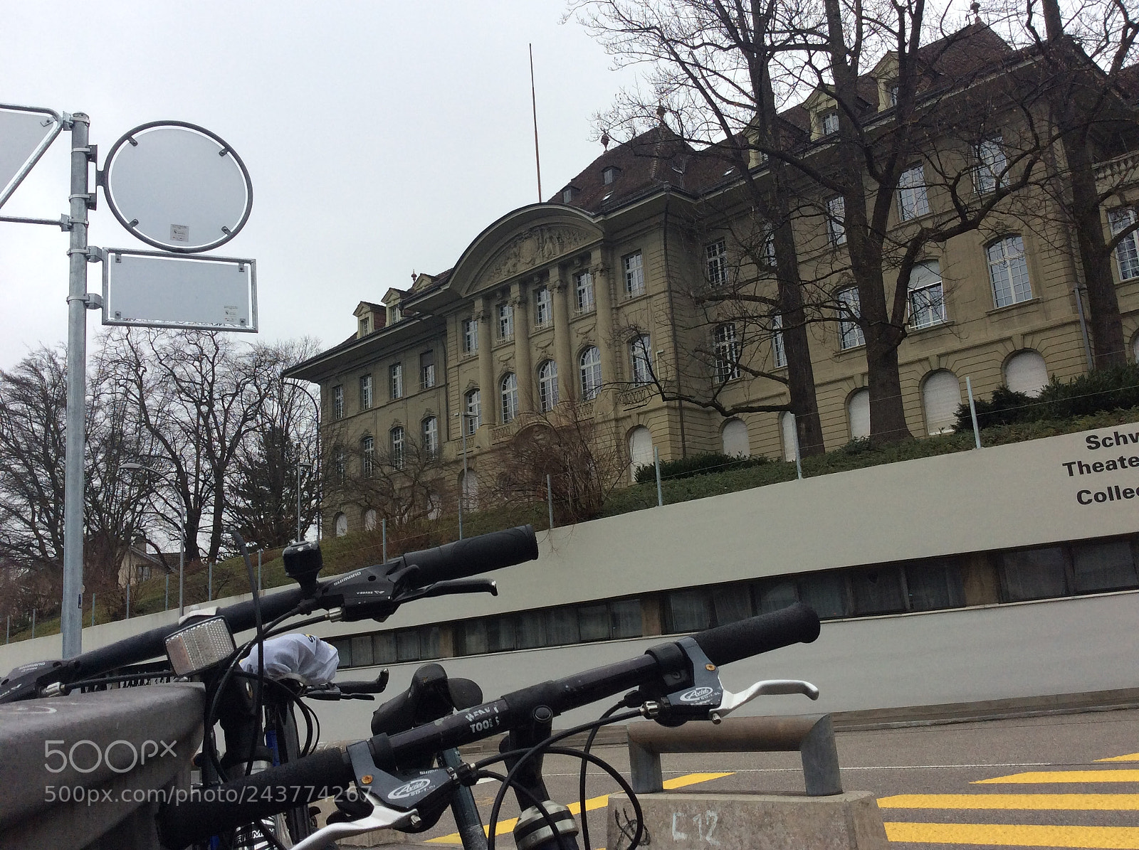 Apple iPad Air sample photo. Berne and area photography