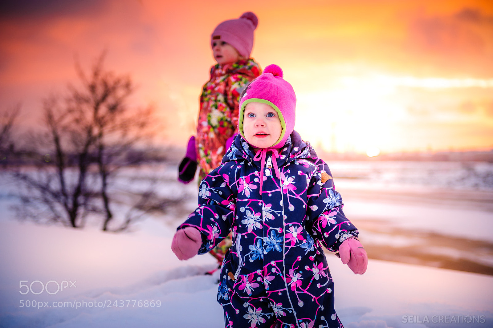 Nikon D3 sample photo. Sisters enjoying lovely sunset photography