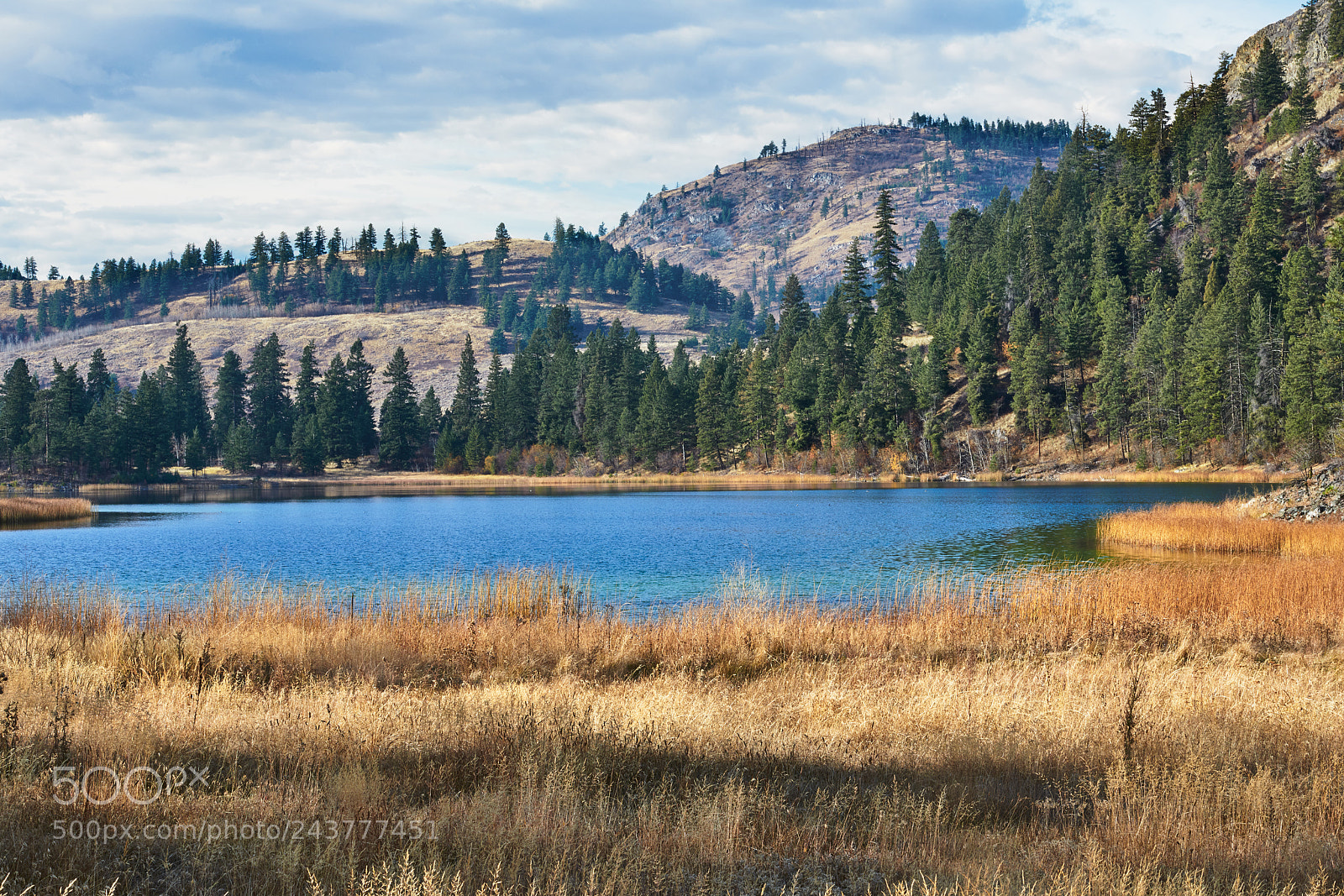 Nikon D850 sample photo. Blue lake autumn photography