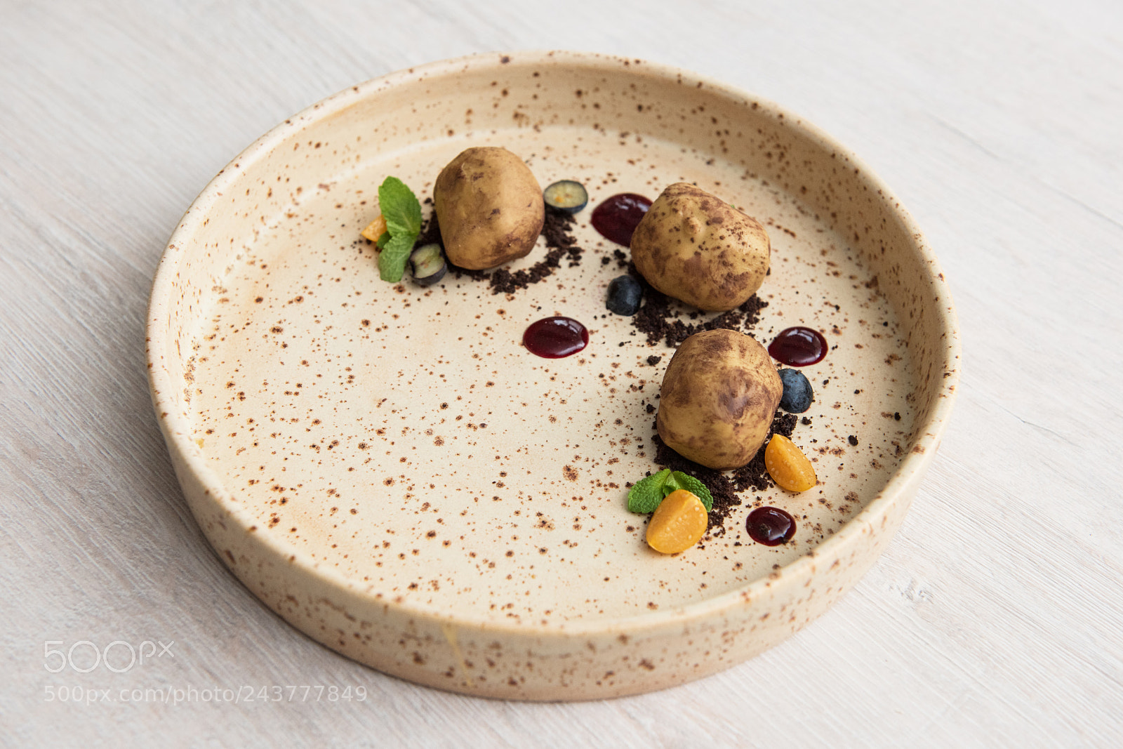 Nikon D810 sample photo. Delicious creative cakes photography