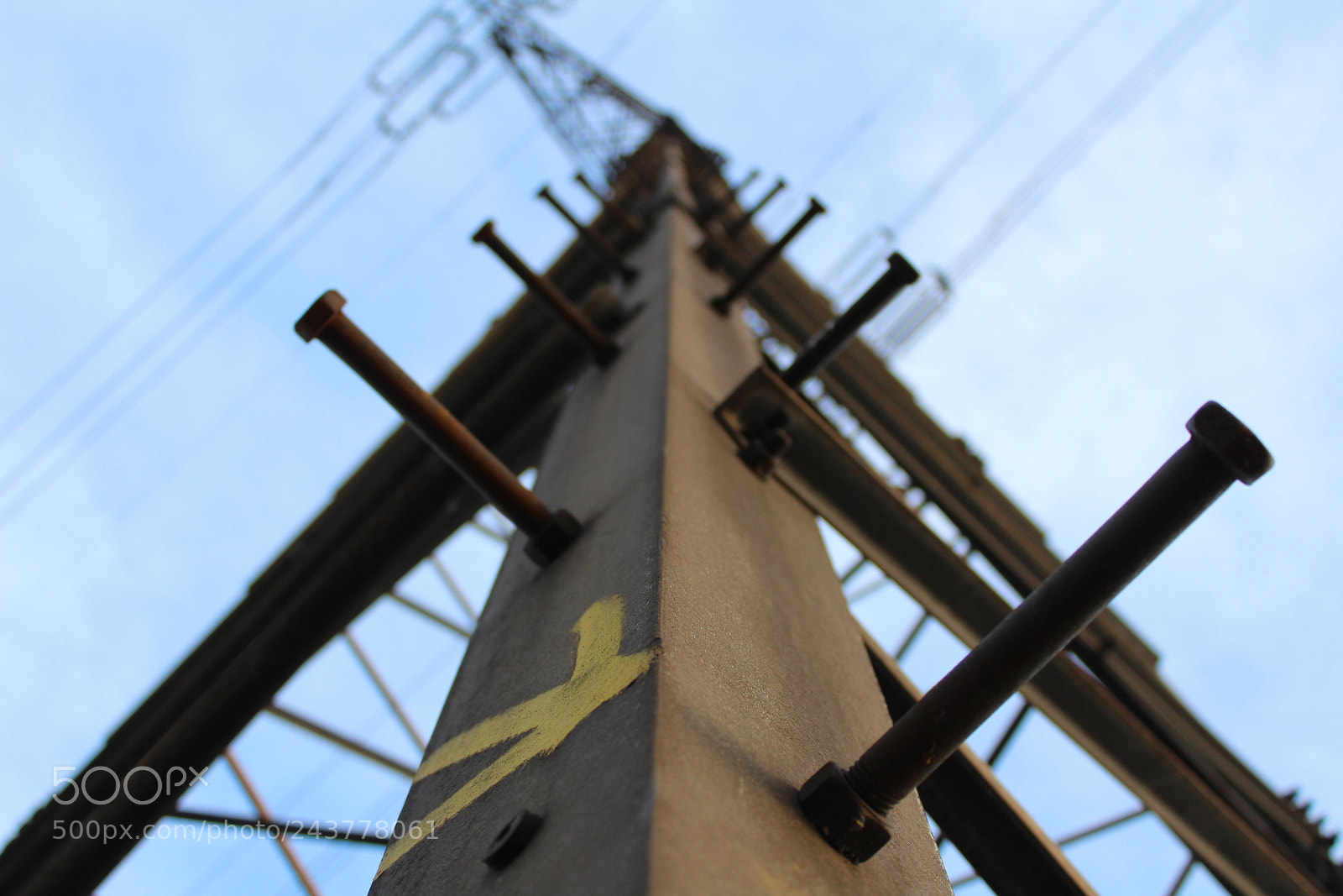 Canon EF-S 18-55mm F3.5-5.6 III sample photo. Tower of power photography