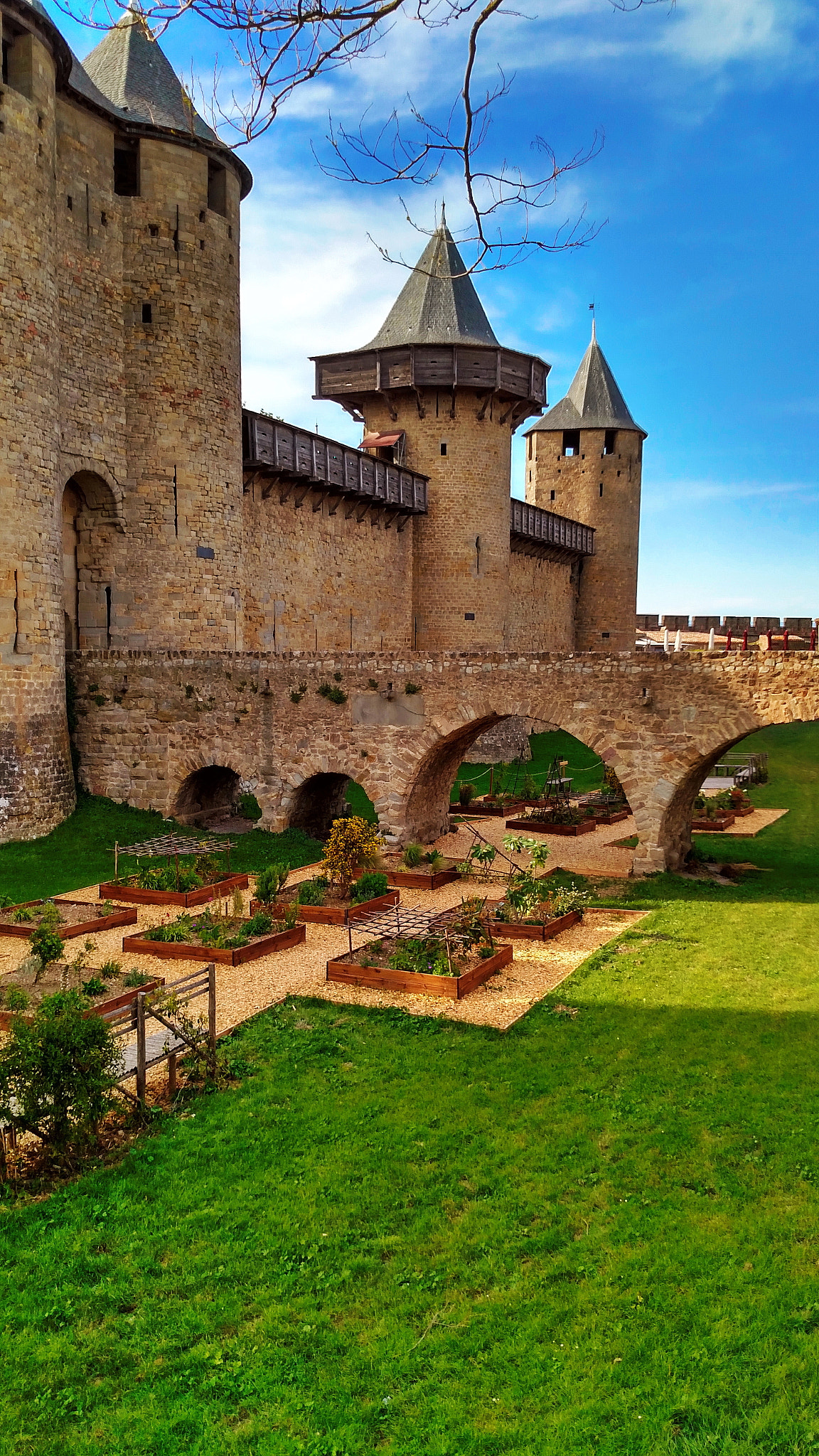 Motorola Droid Turbo sample photo. Carcassonne photography