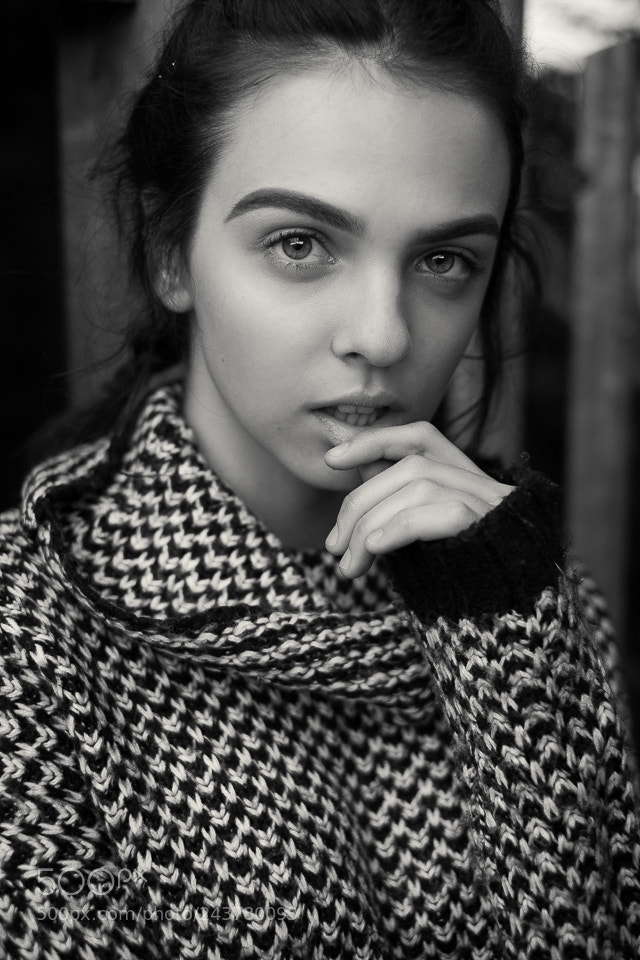 Fujifilm X-T1 sample photo. Laura photography