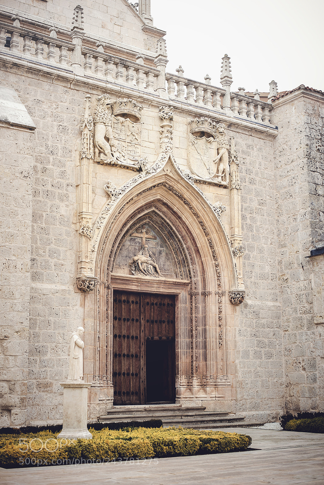Nikon D610 sample photo. Burgos from a different photography