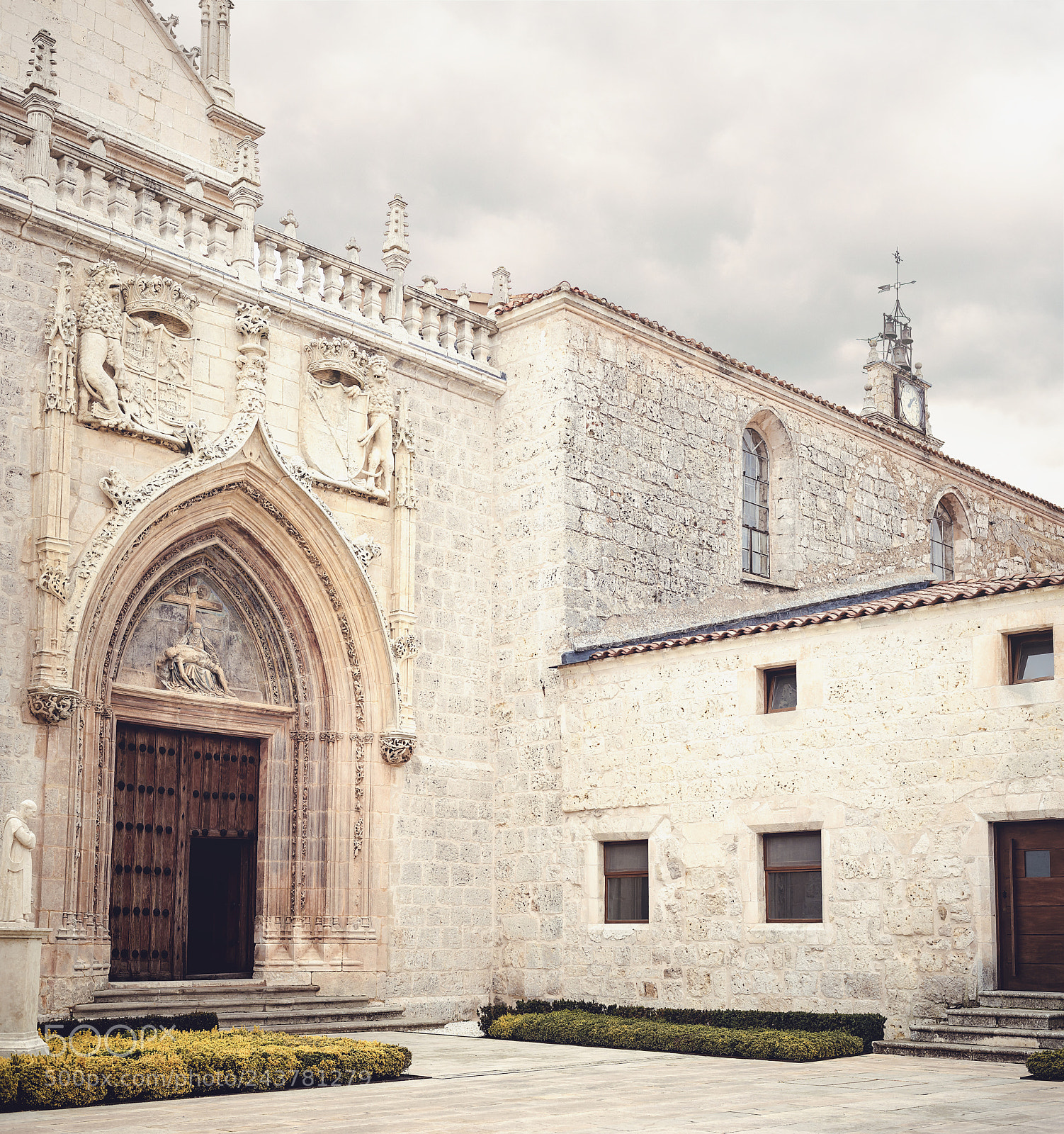 Nikon D610 sample photo. Burgos from a different photography