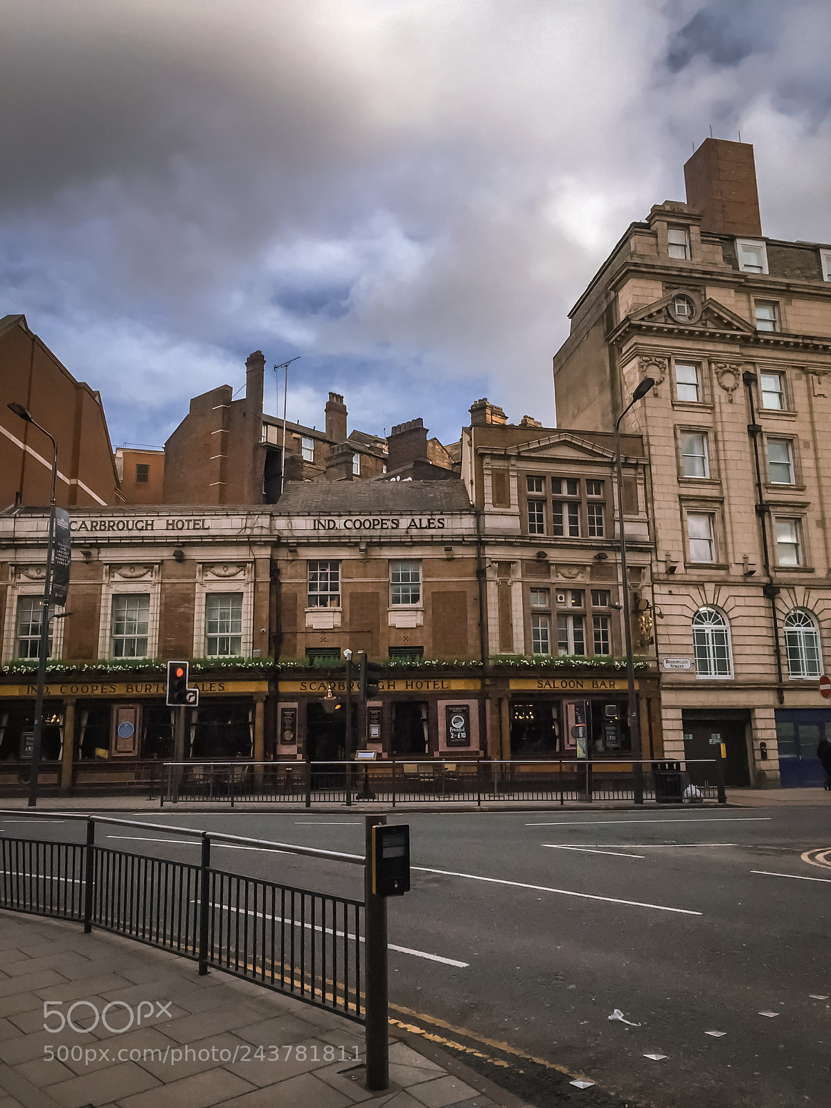 Apple iPhone 6 Plus sample photo. Scarborough hotel leeds. photography