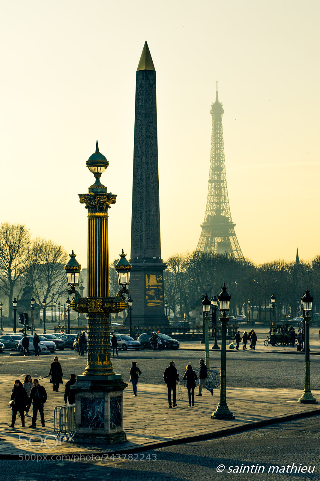 Canon EOS 7D Mark II sample photo. Winter at place de photography