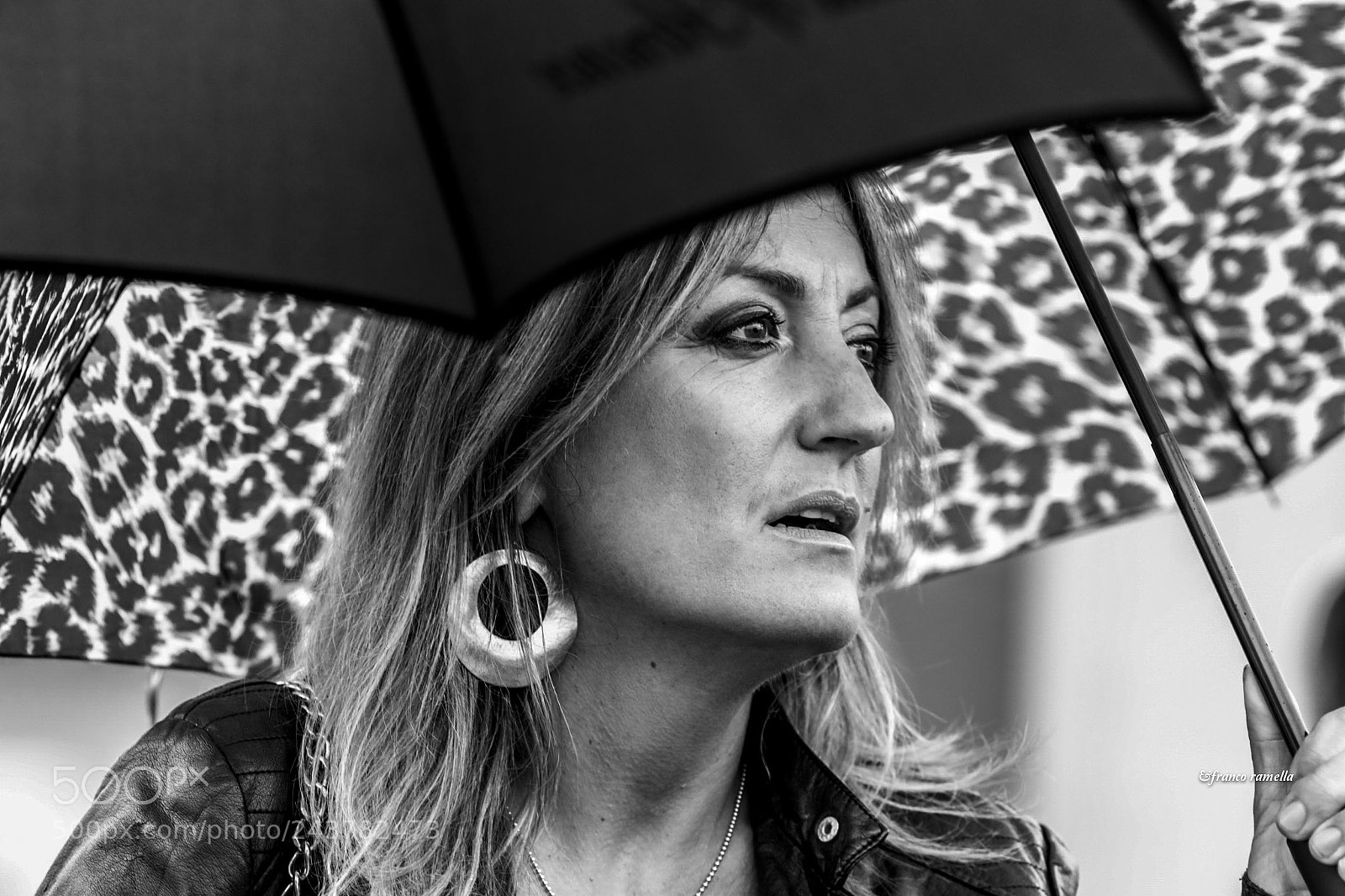 Canon EOS 7D Mark II sample photo. Ritratto di signora con photography