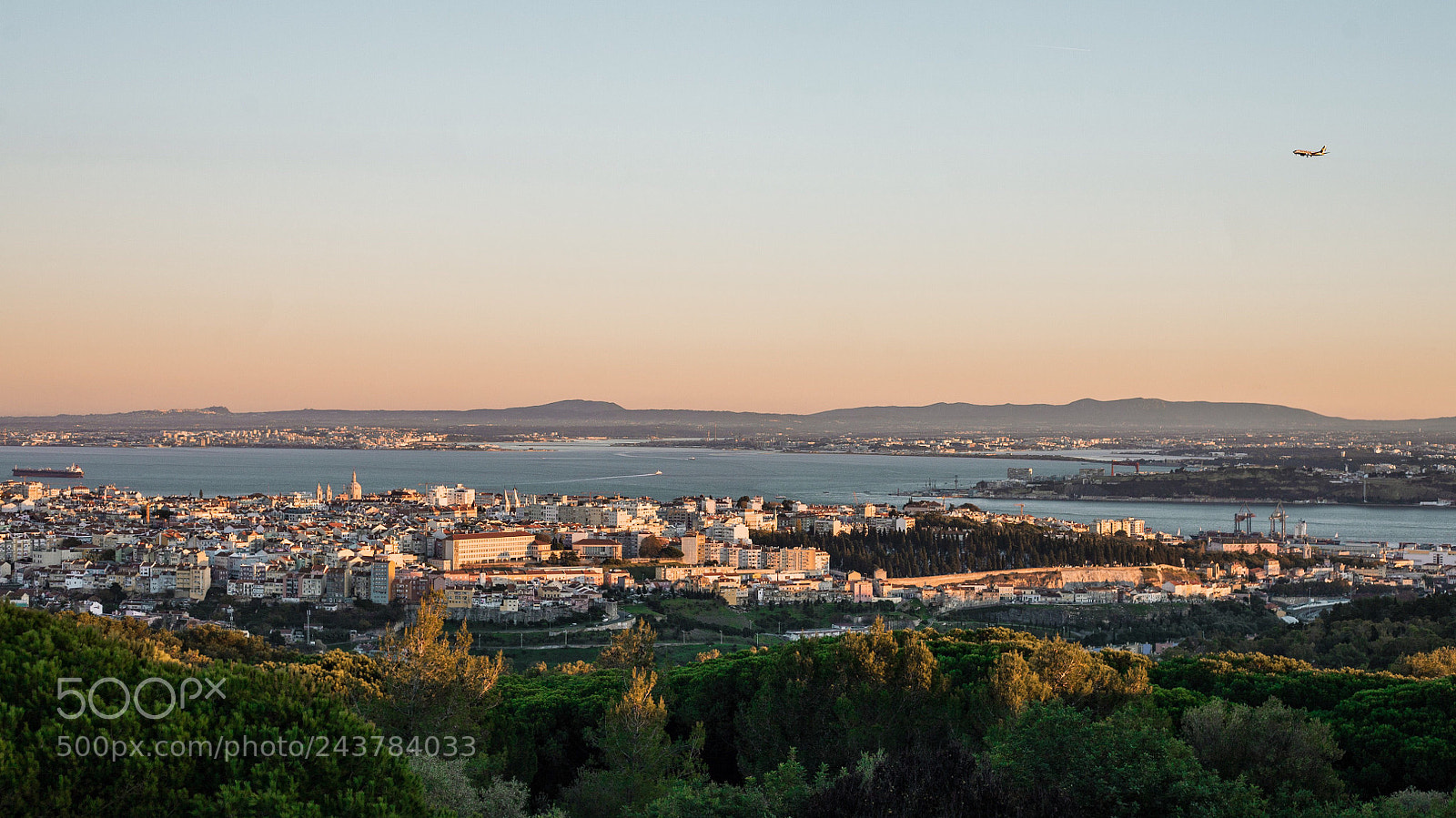 Canon EOS 5D sample photo. Lisbon cityscape photography