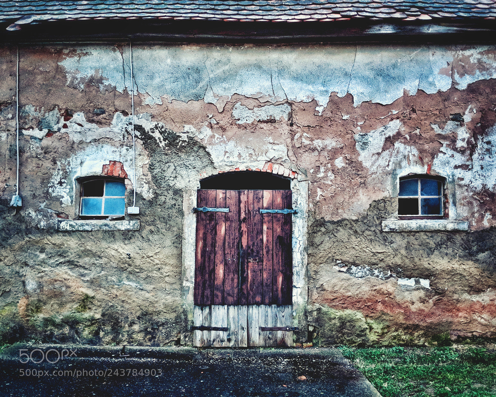 Google Pixel 2 sample photo. Ruin photography