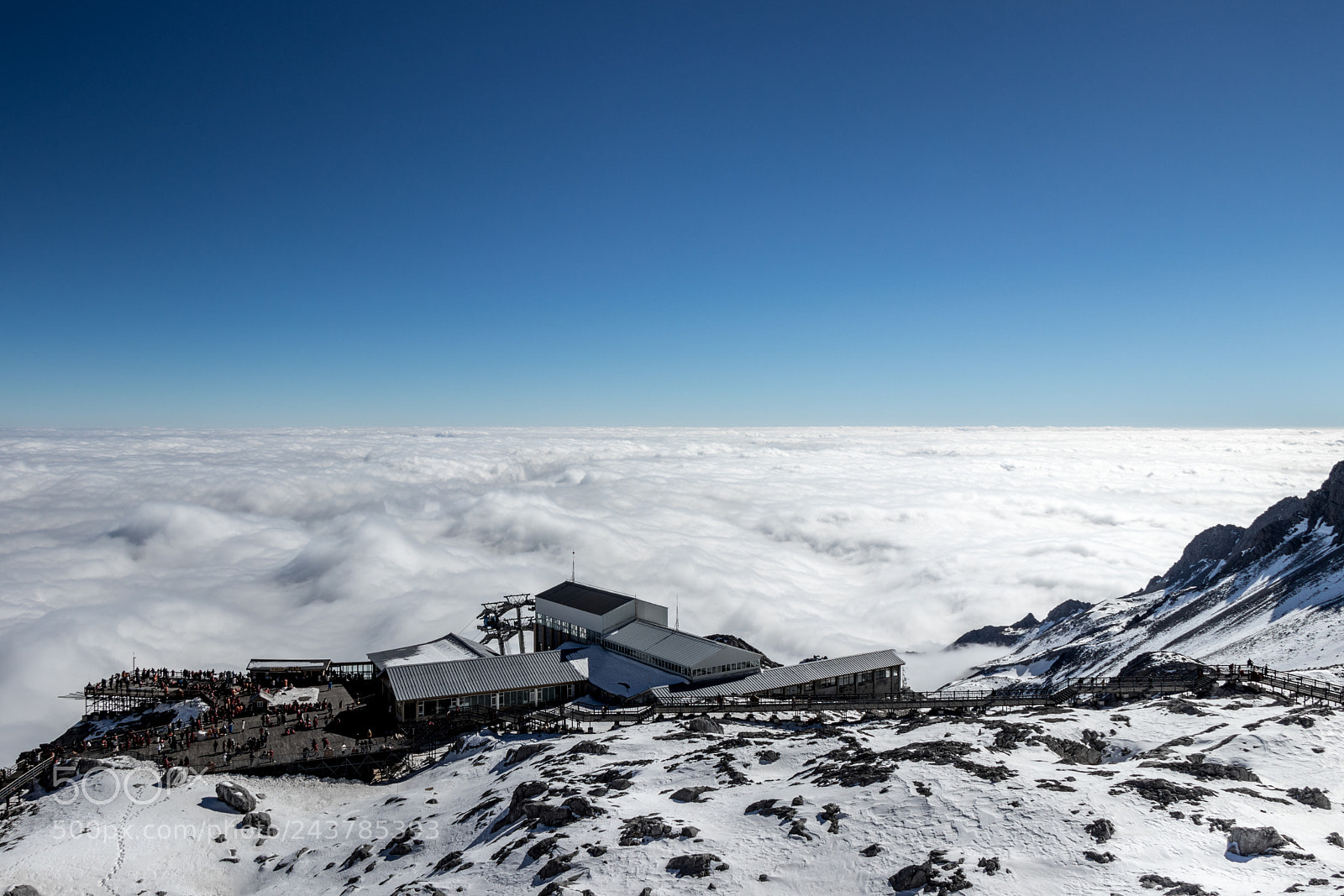 Canon EOS 800D (EOS Rebel T7i / EOS Kiss X9i) sample photo. Above the clouds photography