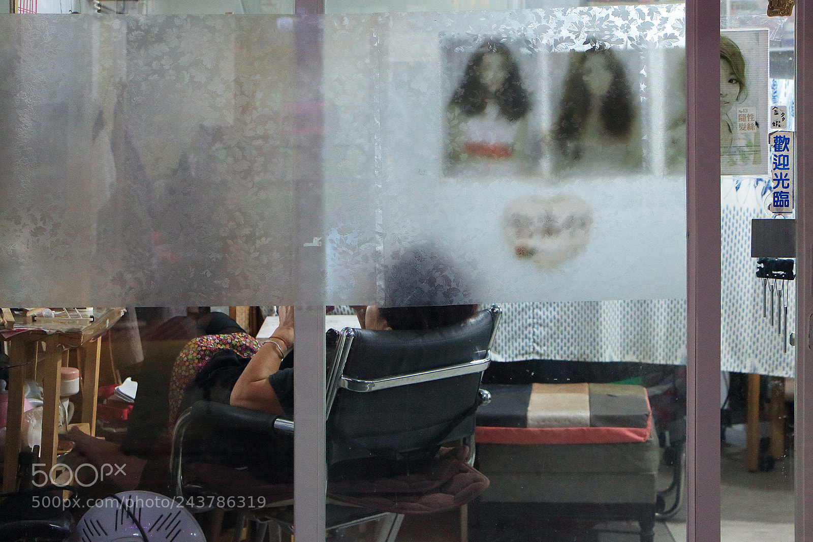Canon EOS 650D (EOS Rebel T4i / EOS Kiss X6i) sample photo. #behind_faces photography