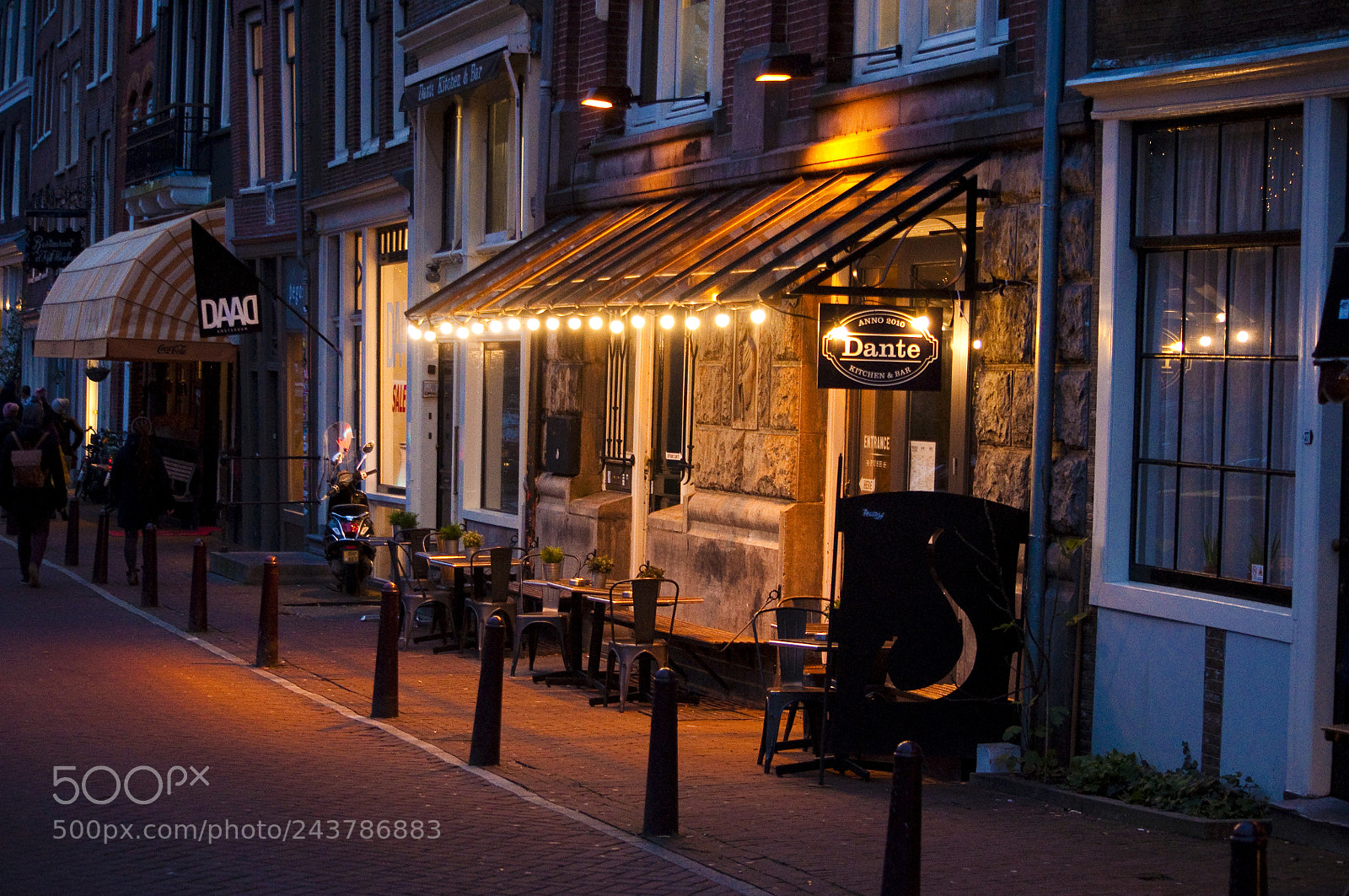 Nikon D90 sample photo. Winter. amsterdam cafe. photography