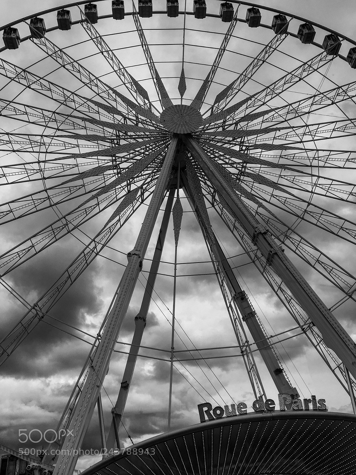 Apple iPhone 6s sample photo. Ferris wheel - paris photography