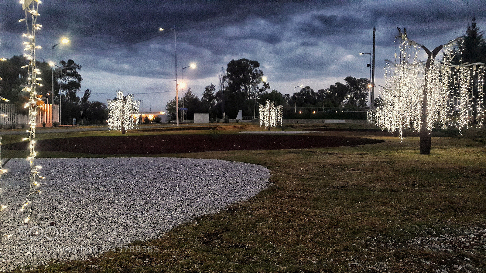 Samsung Galaxy J7 sample photo. Lights photography