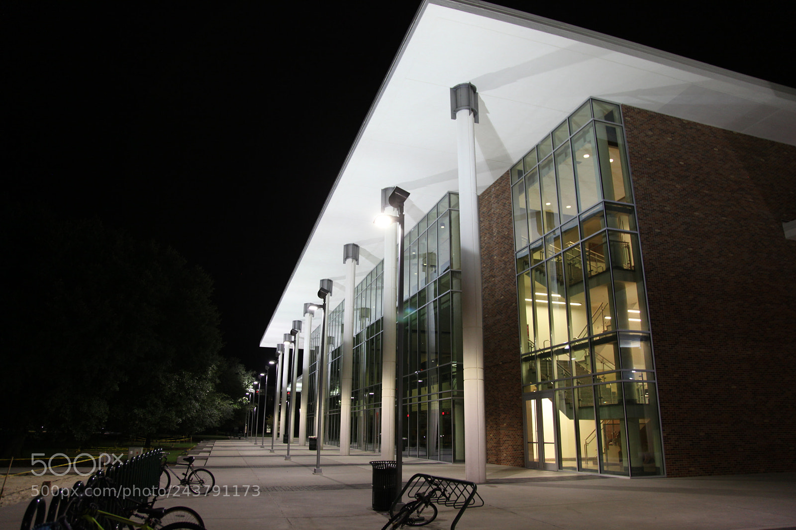 Canon EF 24-105mm F4L IS USM sample photo. Architecture photography