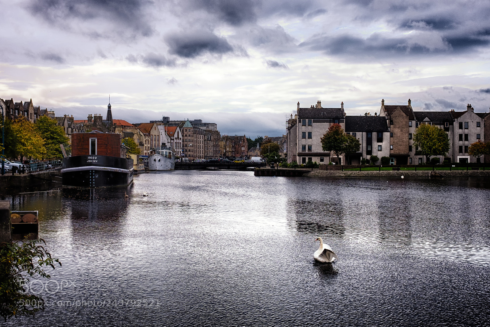 Fujifilm X100S sample photo. In leith (color) photography
