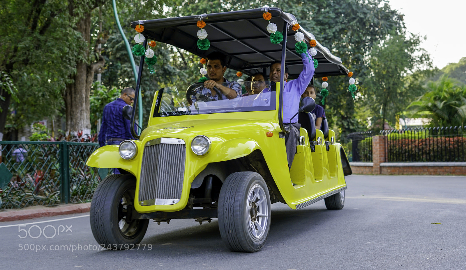 Sony a7R II sample photo. Garden ride photography