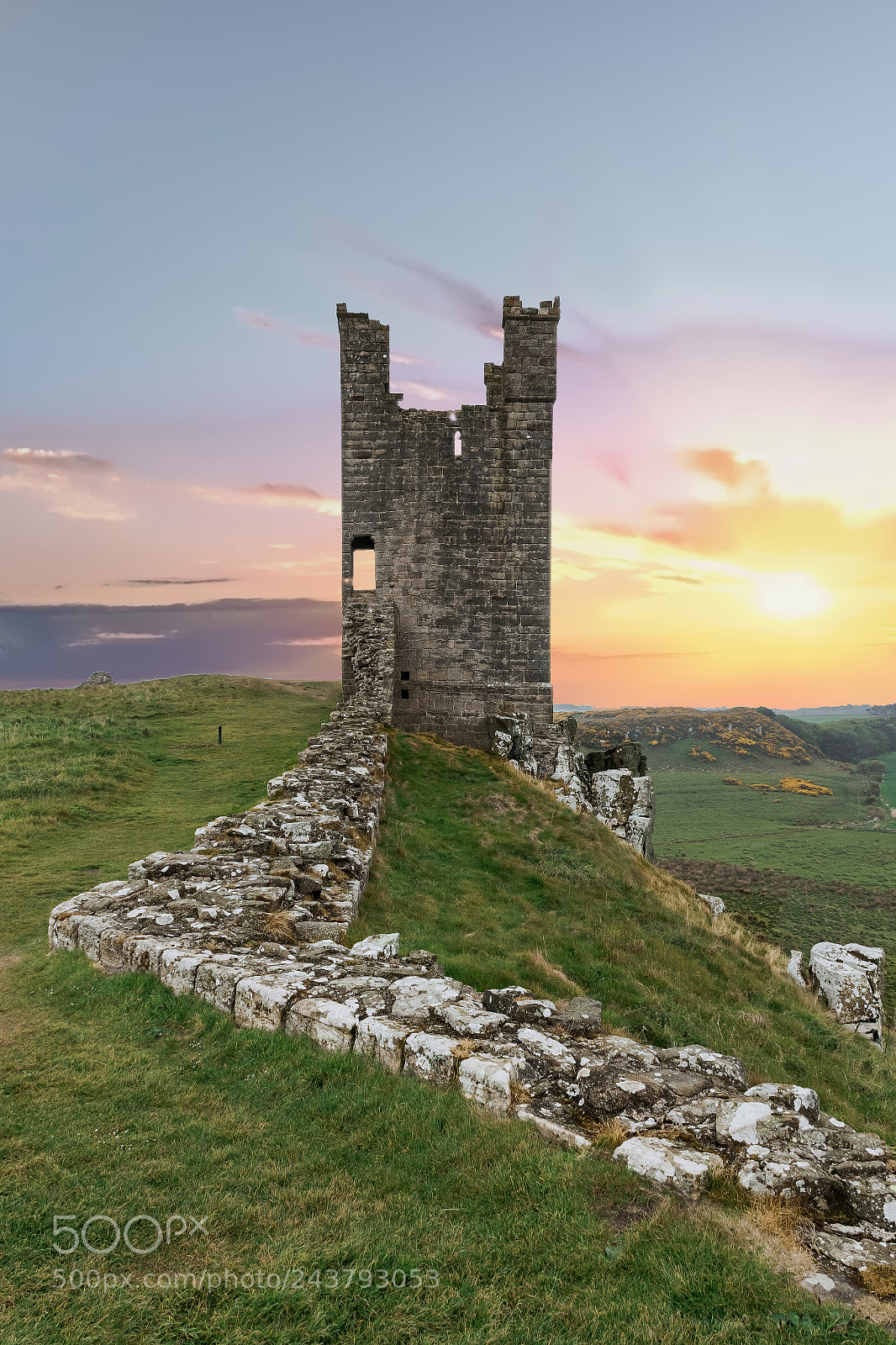 Canon EOS 7D Mark II sample photo. Dunstanburgh photography