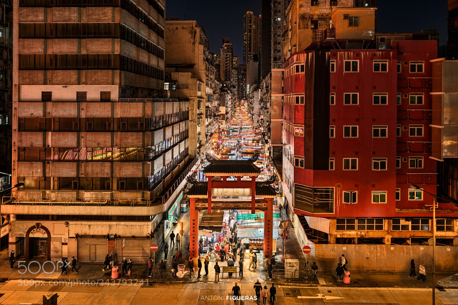 Sony a7R II sample photo. Temple street night market photography