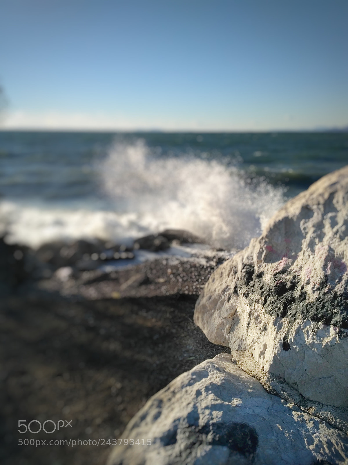 Xiaomi Redmi 3S sample photo. Rocks and waves. photography