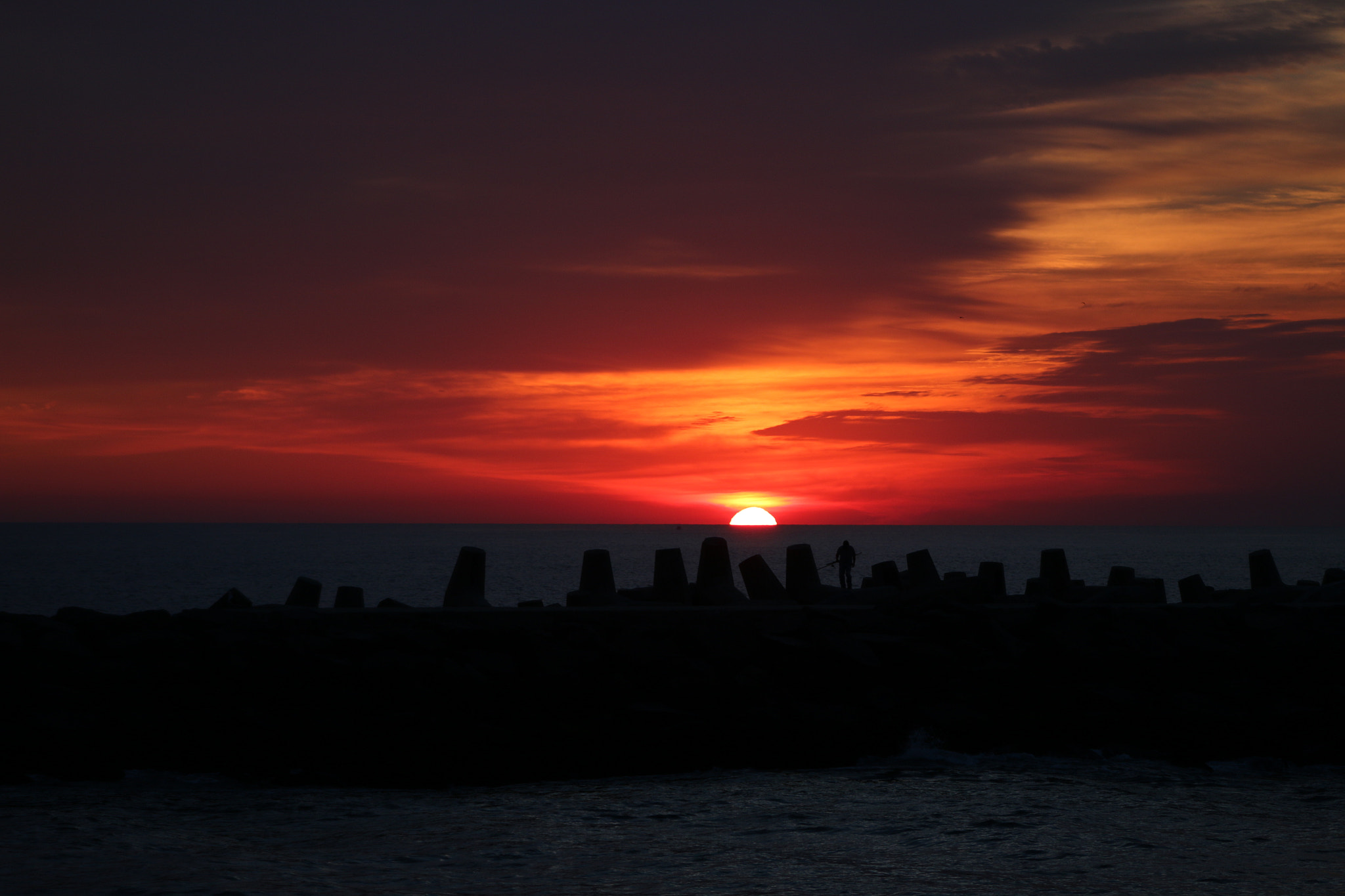 Canon EF 75-300mm f/4-5.6 USM sample photo. Sunrise & and lone fisherman photography
