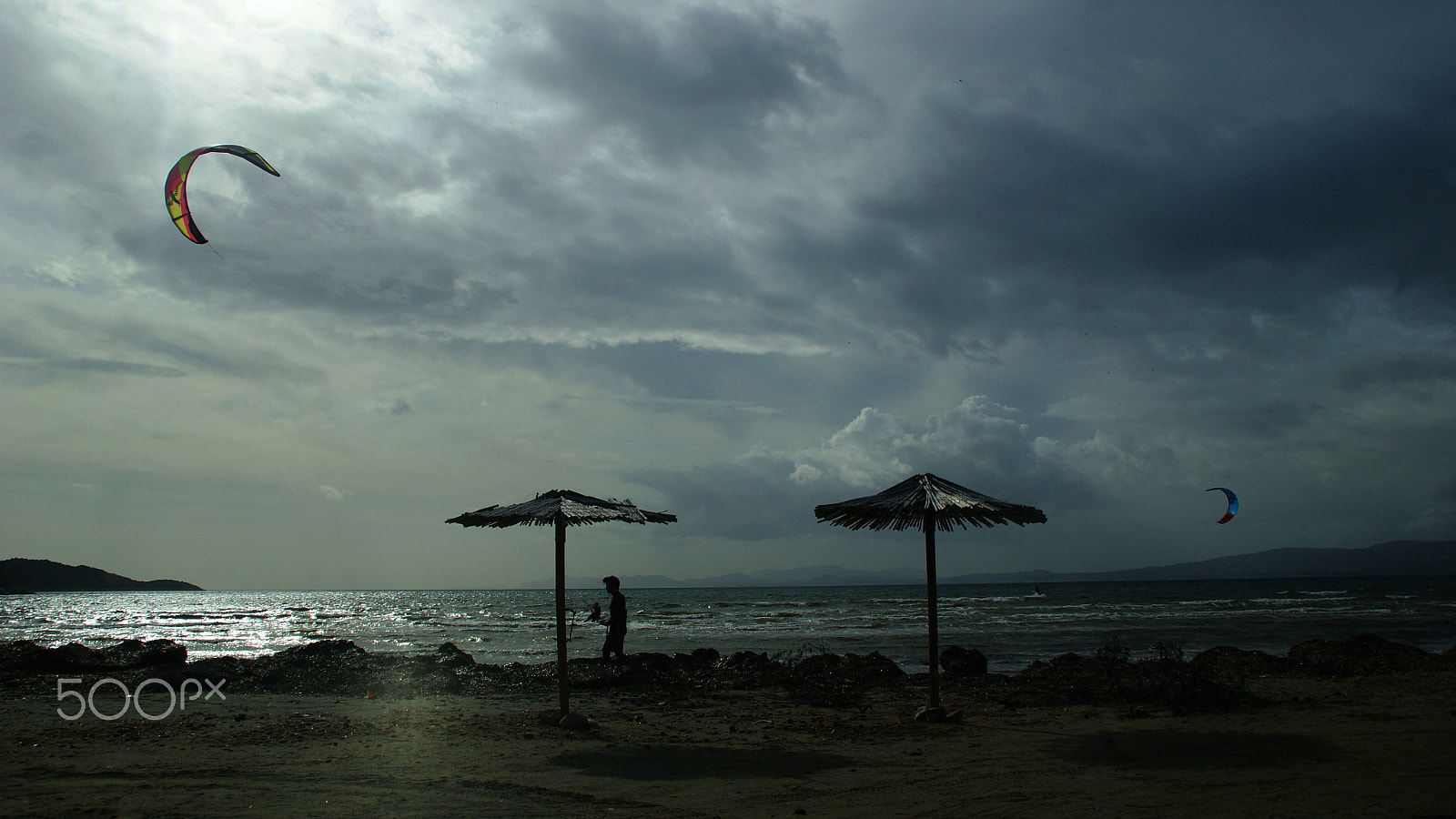 Sony Alpha DSLR-A350 + Sony DT 18-200mm F3.5-6.3 sample photo. Sports in a moody winter day ... photography