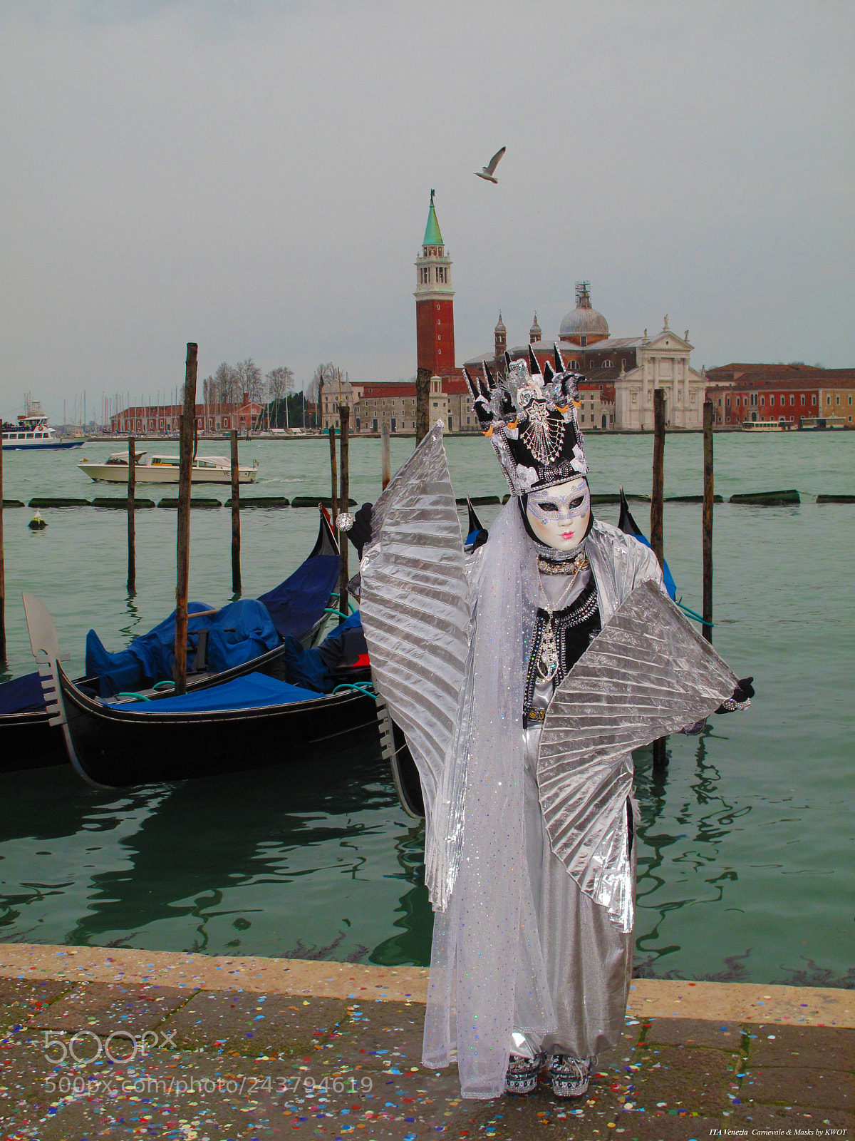 Canon PowerShot G10 sample photo. Ita venezia masks 17 photography