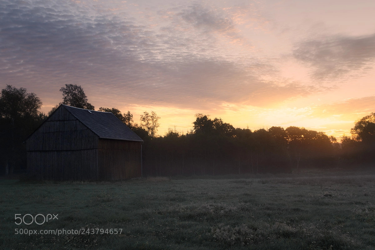 Canon EOS 650D (EOS Rebel T4i / EOS Kiss X6i) sample photo. Old barn photography