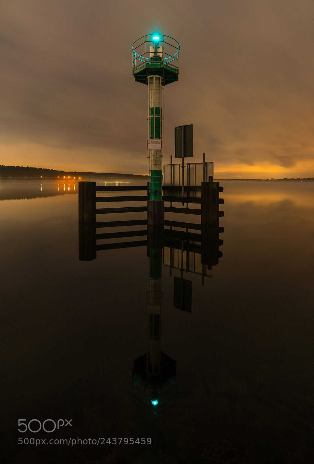 Sony a7R II sample photo. Green light photography