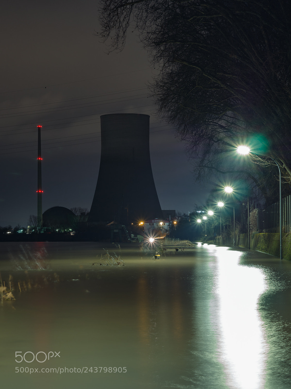 Olympus OM-D E-M10 II sample photo. Atomic flood photography