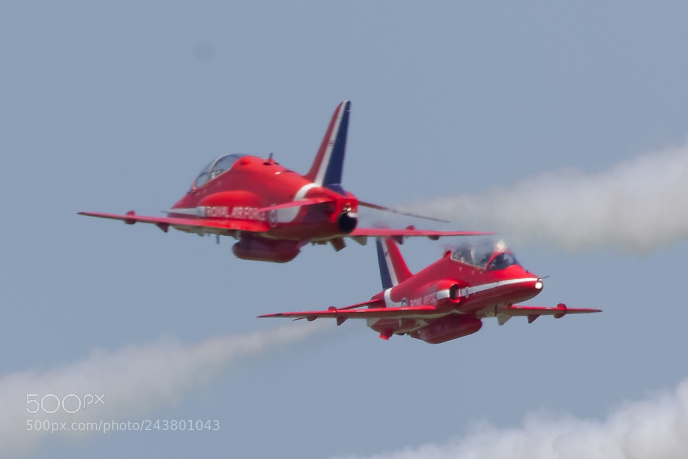 Canon EOS-1D Mark IV sample photo. Red arrows photography