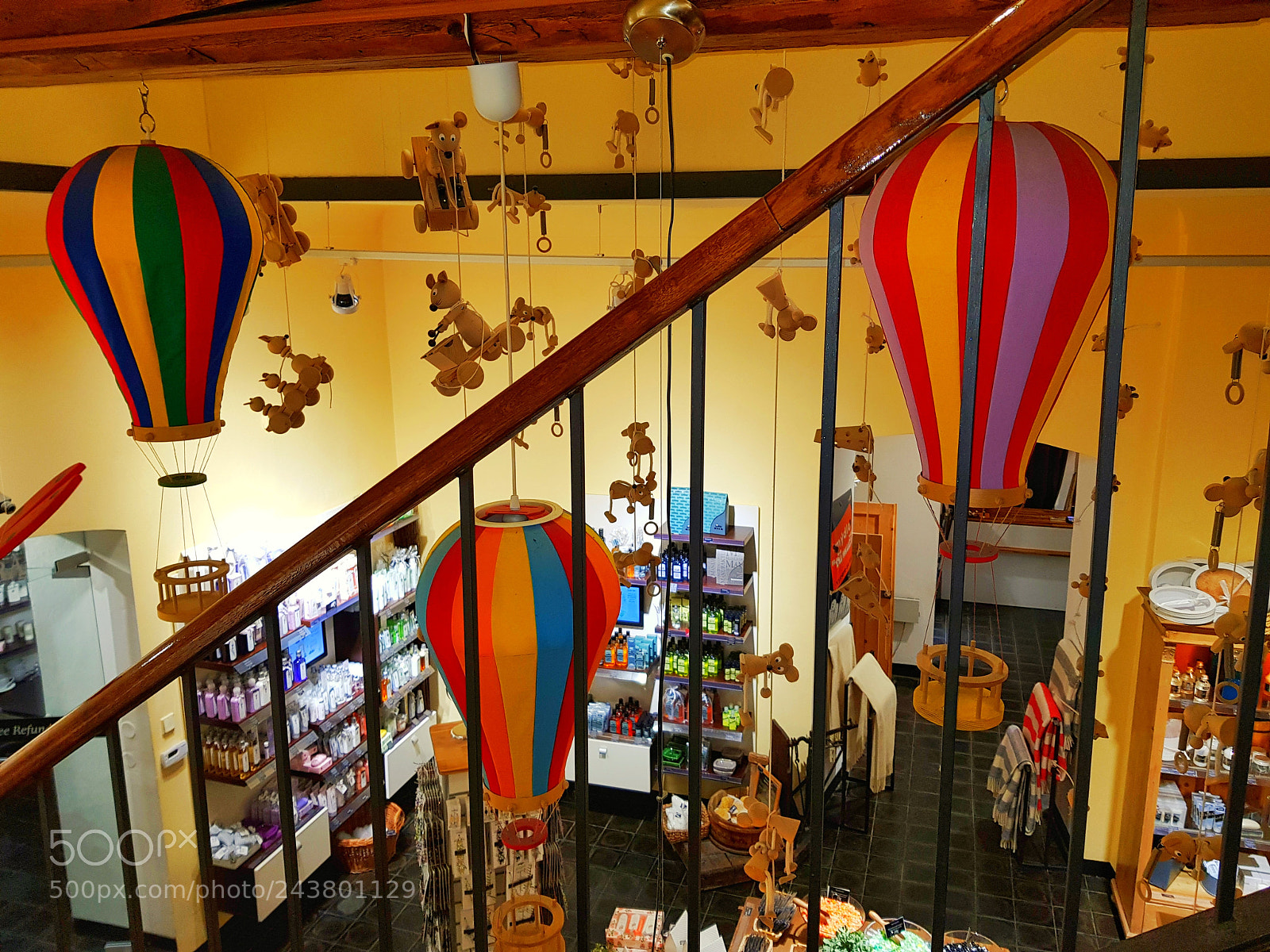 Samsung Galaxy S8+ sample photo. Wooden toys and airballoons photography