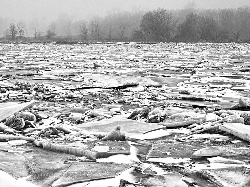 Olympus OM-D E-M1 sample photo. River of ice photography