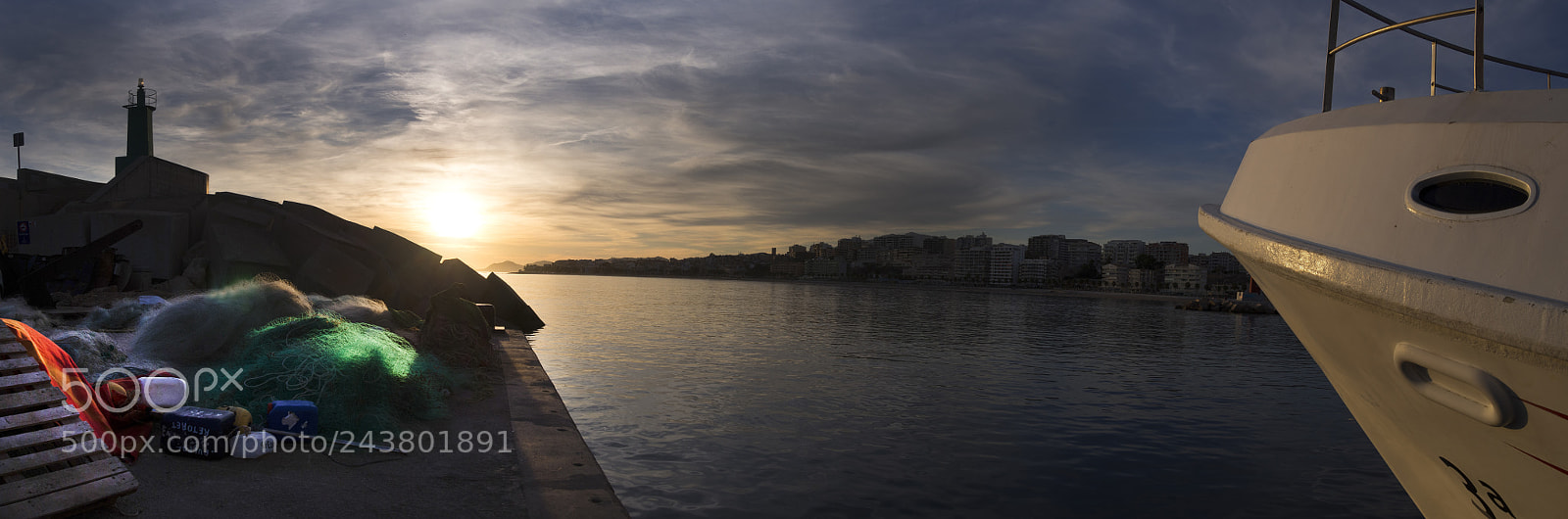Olympus PEN E-PL6 sample photo. La vila joiosa's dock photography