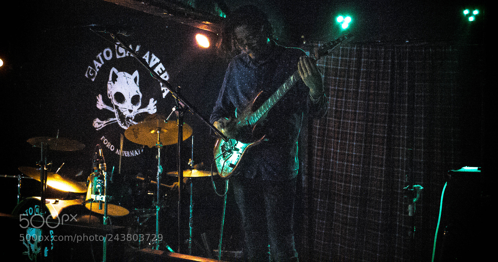 Canon EOS 1300D (EOS Rebel T6 / EOS Kiss X80) sample photo. Nublian band photography