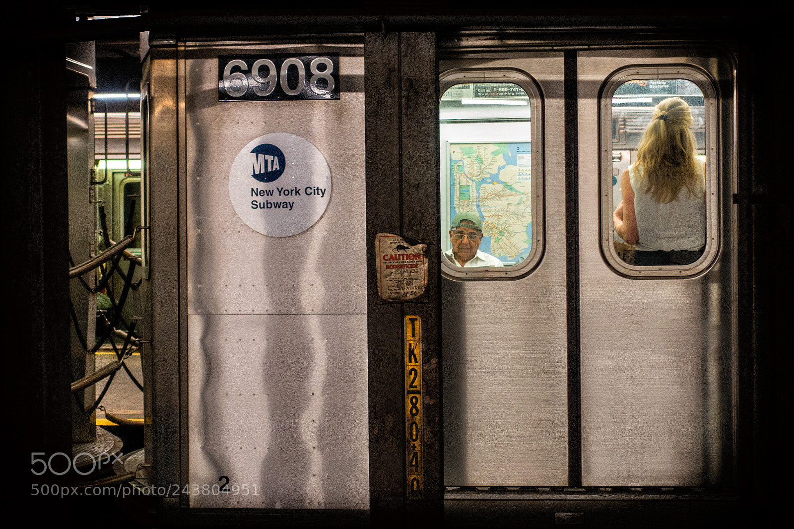 Sony Cyber-shot DSC-RX100 III sample photo. Nyc subway photography
