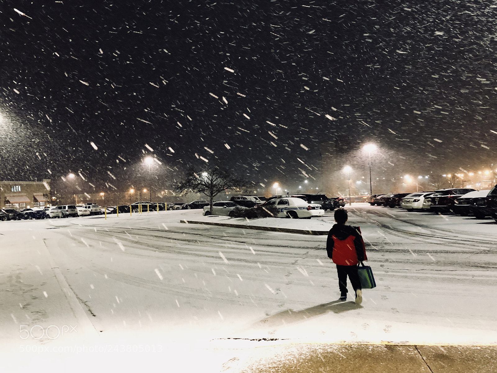 Apple iPhone X sample photo. Snow night photography