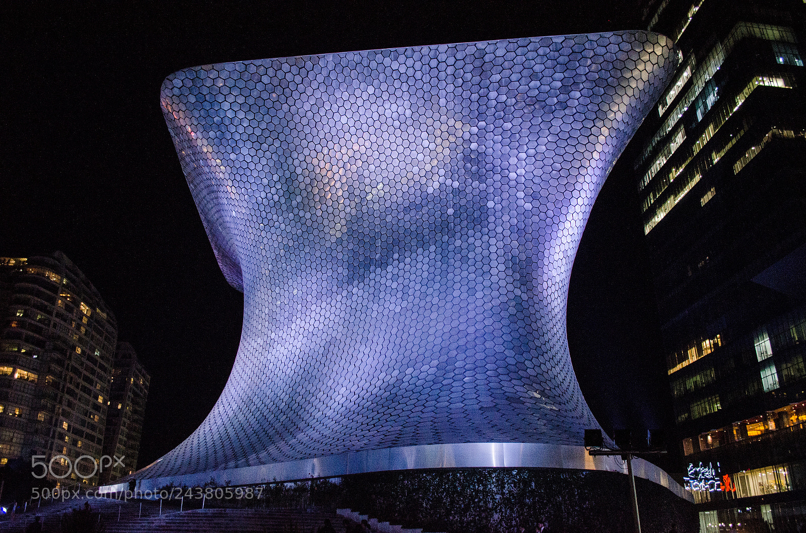 Nikon D5100 sample photo. Soumaya museum photography