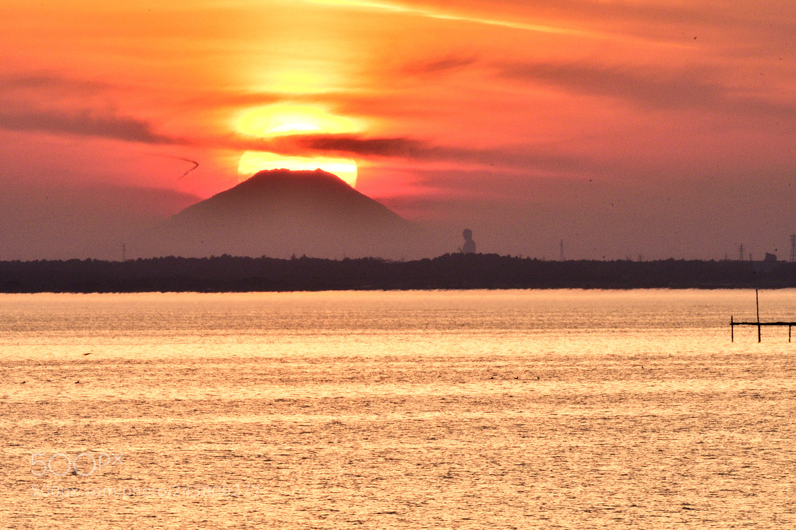 Nikon AF-S Nikkor 200-500mm F5.6E ED VR sample photo. 霞ヶ浦の夕焼富士山 photography