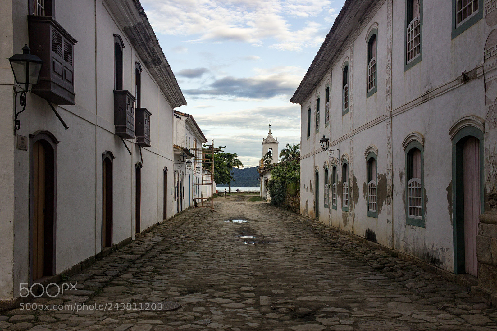 Canon EOS 550D (EOS Rebel T2i / EOS Kiss X4) sample photo. Colonial painting photography