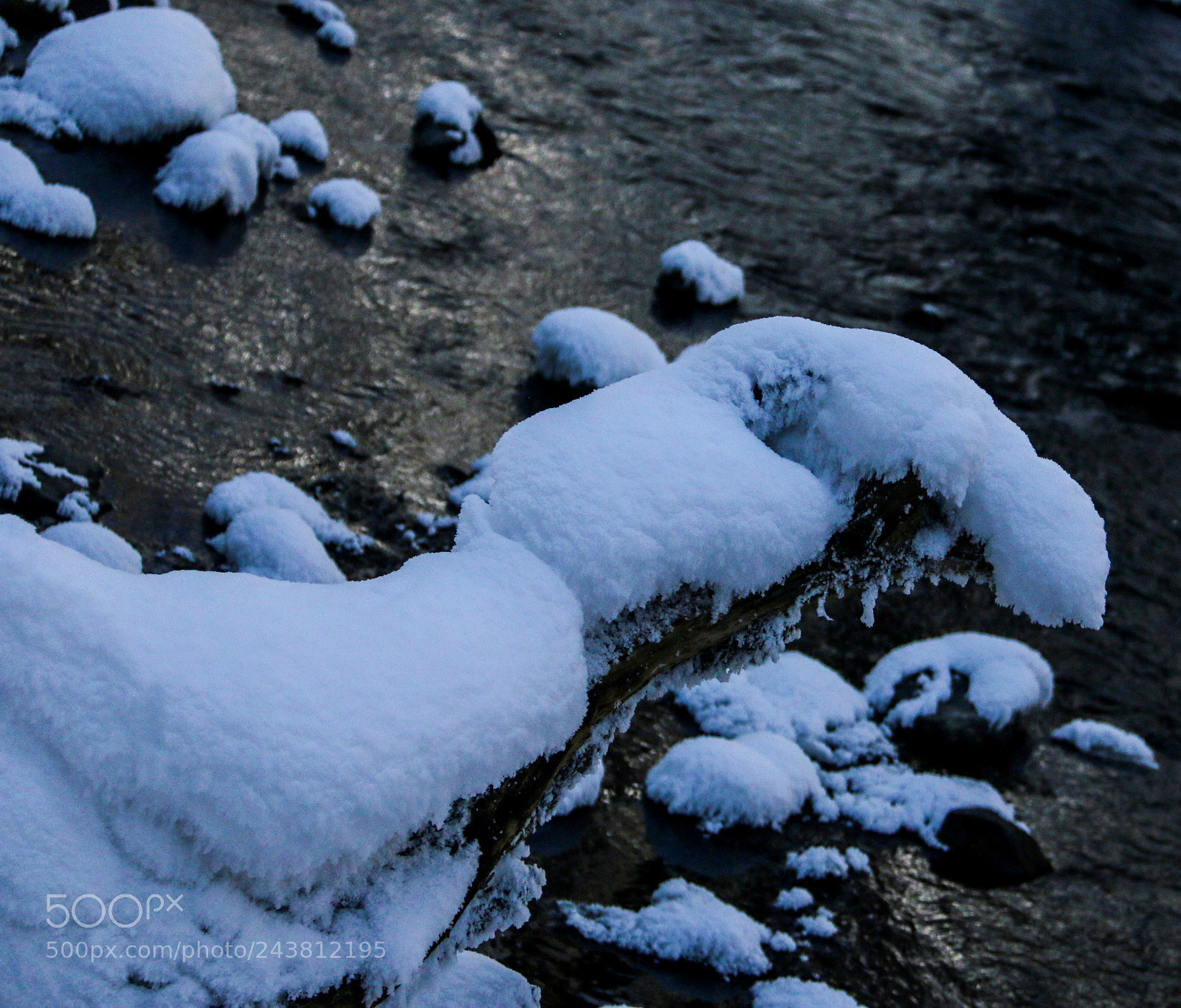 Canon EOS 70D sample photo. Snow in the unfrozen photography