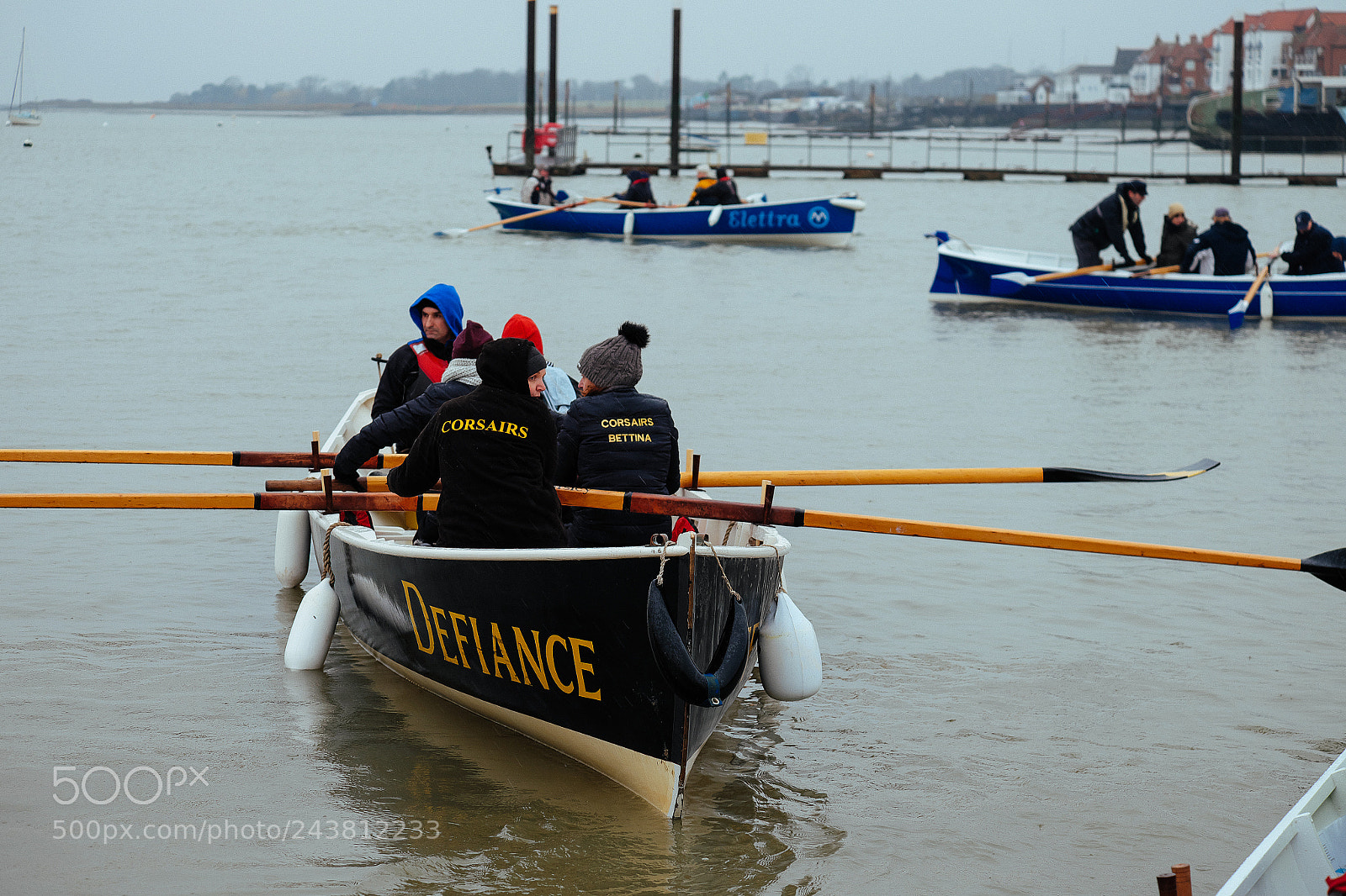 Fujifilm X-T10 sample photo. Defiance prepares for racing photography